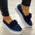 Laamei 2019 Women Flats Shoes Platform Sneakers Slip On Flats Leather Suede Ladies Loafers Casual Floral Shoes Women Zapatos